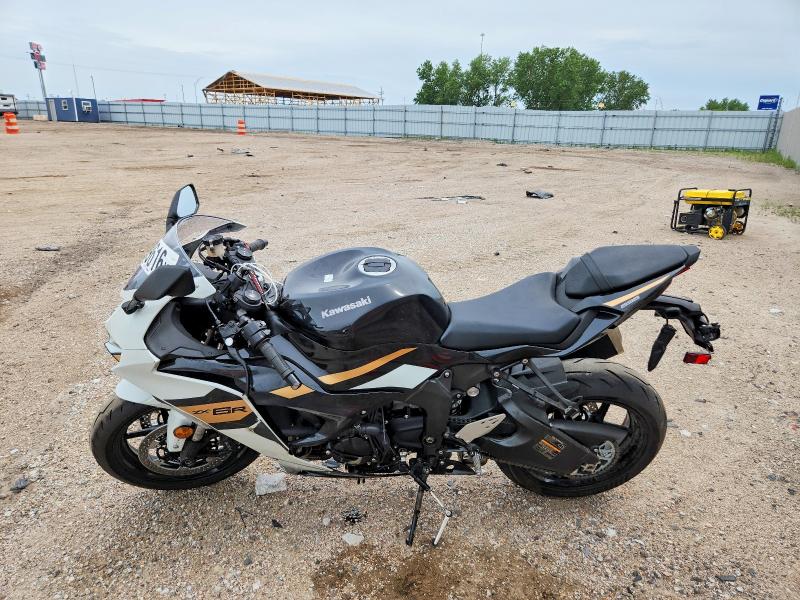 55439616 :رقم المزاد ، JKBZXJJ18TA041447 vin ، 2026 Kawasaki Zx636 مزاد بيع