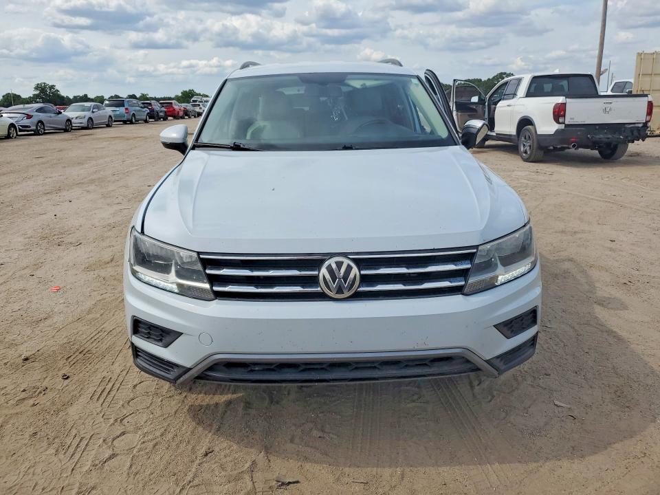Продаж на аукціоні авто 2018 Volkswagen Tiguan, vin: 3VV3B7AX5JM190874, номер лоту: 56288566