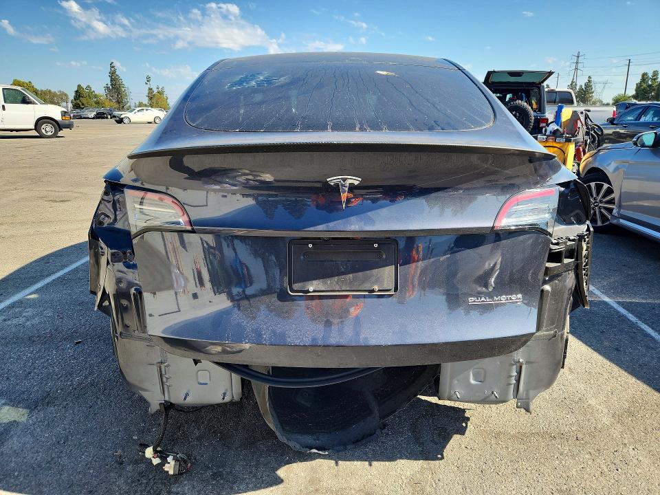 Продажа на аукционе авто 2024 Tesla Model Y, vin: 7SAYGDEFXRF020194, номер лота: 57594206