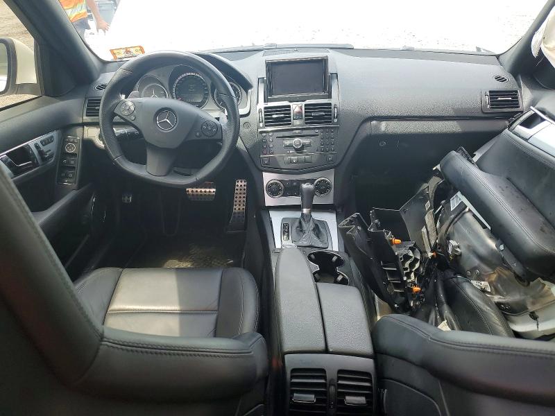 57117476 :رقم المزاد ، WDDGF77X98F172910 vin ، 2008 Mercedes-benz C مزاد بيع