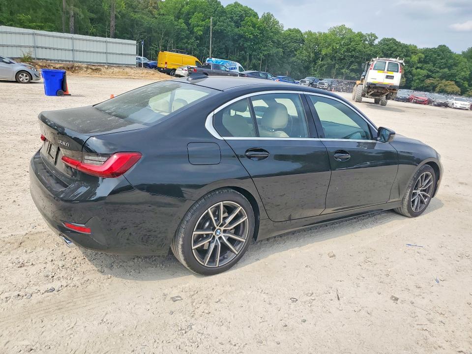 56656706 :رقم المزاد ، 3MW5R1J05M8B69228 vin ، 2021 Bmw 330i مزاد بيع