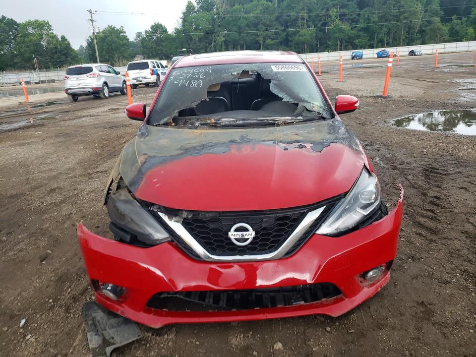 55865696 :رقم المزاد ، 3N1AB7AP3JY229480 vin ، 2018 Nissan Sentra مزاد بيع