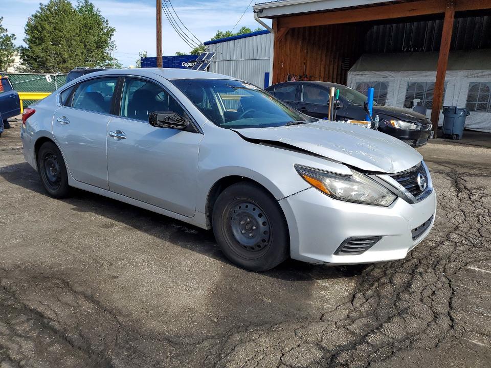 2016 Nissan Altima მანქანა იყიდება აუქციონზე, vin: 1N4AL3AP3GN363016, აუქციონის ნომერი: 56170186