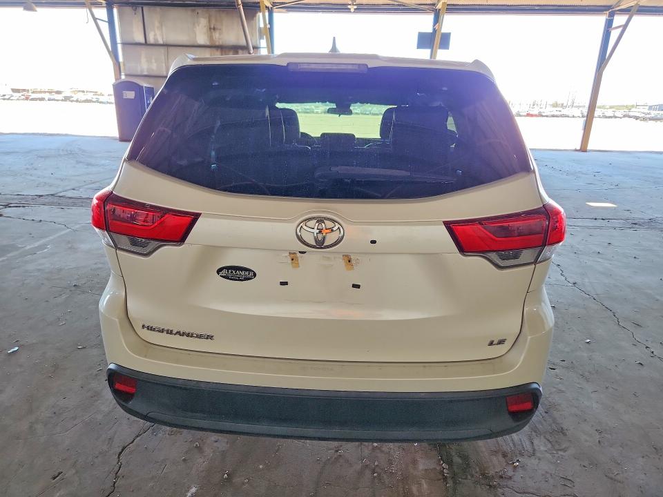 Auction sale of the 2019 Toyota Highlander, vin: 5TDZZRFH4KS370172, lot number: 59126496