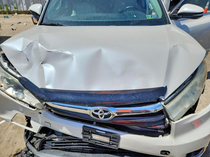 2014 Toyota Highlander მანქანა იყიდება აუქციონზე, vin: 5TDBKRFHXES032673, აუქციონის ნომერი: 56036906