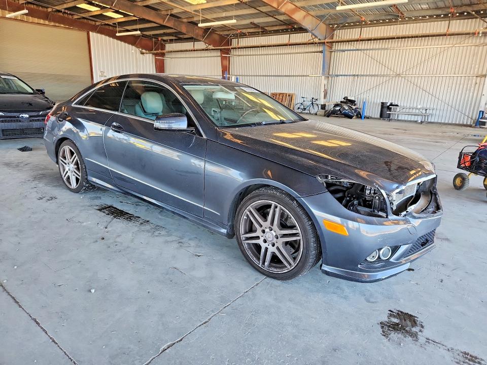 58608246 :رقم المزاد ، WDDKJ7CB5AF048481 vin ، 2010 Mercedes-benz E مزاد بيع