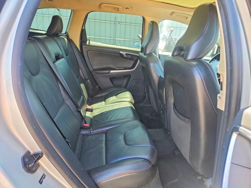 2010 Volvo Xc60 მანქანა იყიდება აუქციონზე, vin: YV4992DZ5A2019485, აუქციონის ნომერი: 57766396