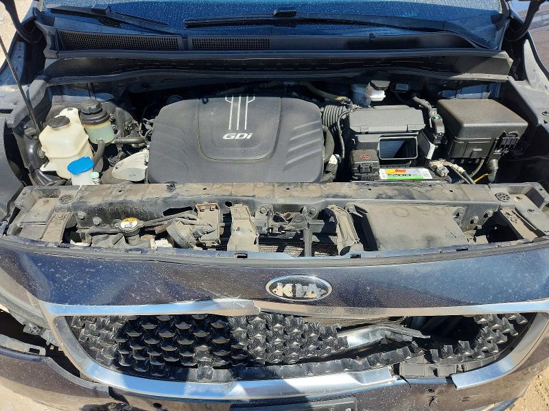 56470656 :رقم المزاد ، KNDMB5C10H6283814 vin ، 2017 Kia Sedona مزاد بيع