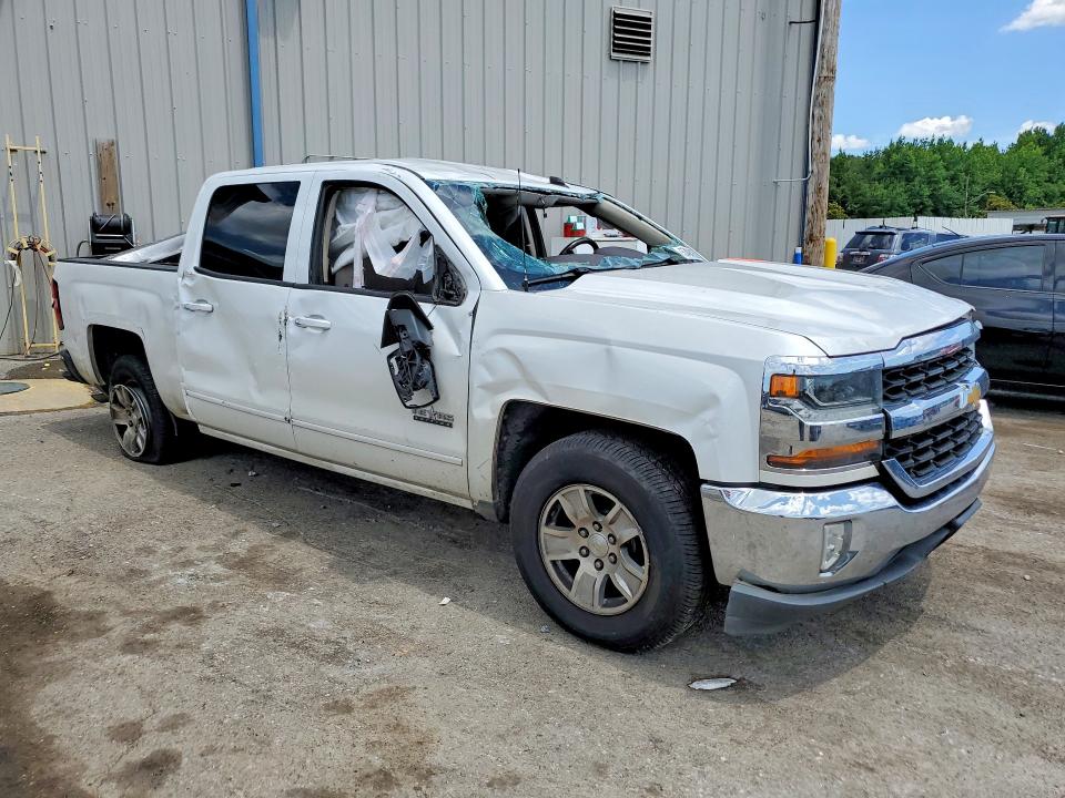 Продаж на аукціоні авто 2018 Chevrolet Silverado, vin: 3GCUCRER0JG278334, номер лоту: 57494256
