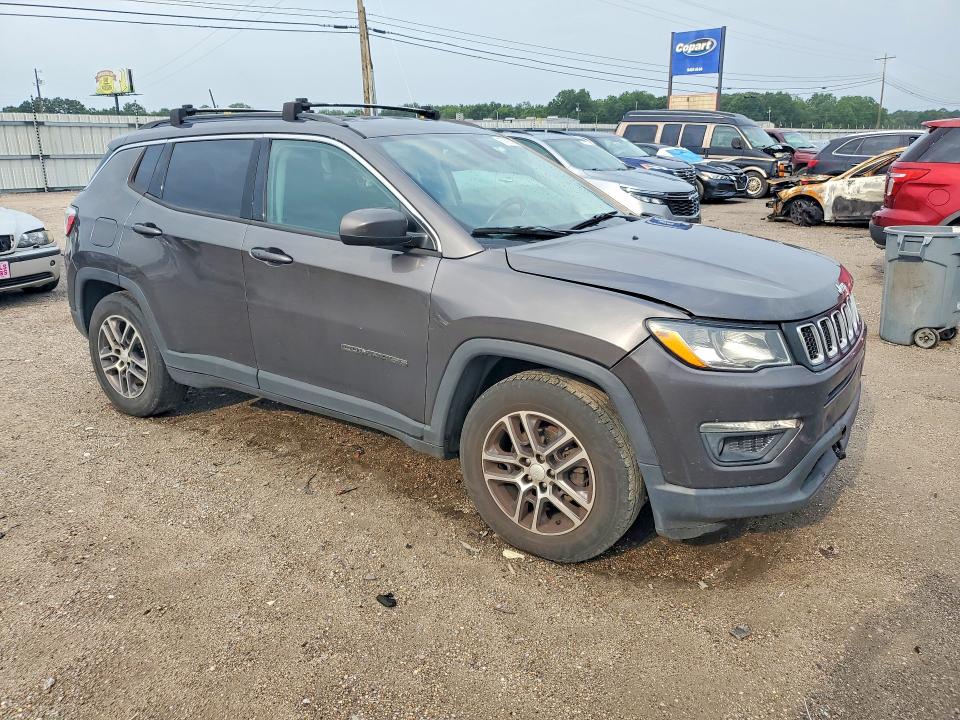 2017 Jeep Compass მანქანა იყიდება აუქციონზე, vin: 3C4NJCBB0HT611423, აუქციონის ნომერი: 57893536