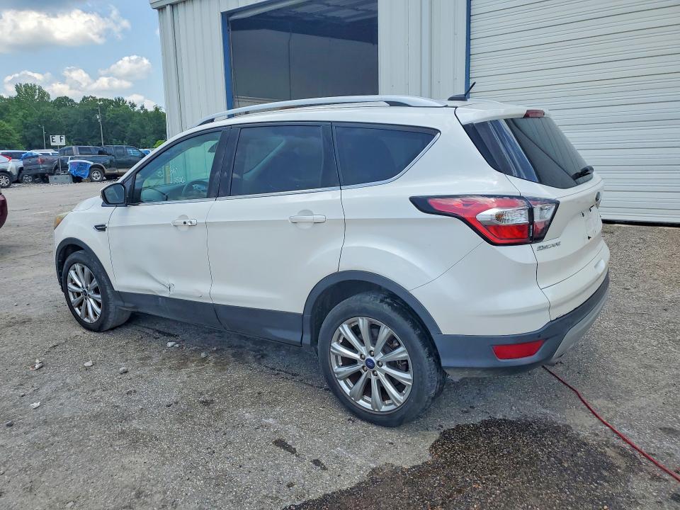 Продажа на аукционе авто 2017 Ford Escape, vin: 1FMCU0JD1HUB12664, номер лота: 85609965