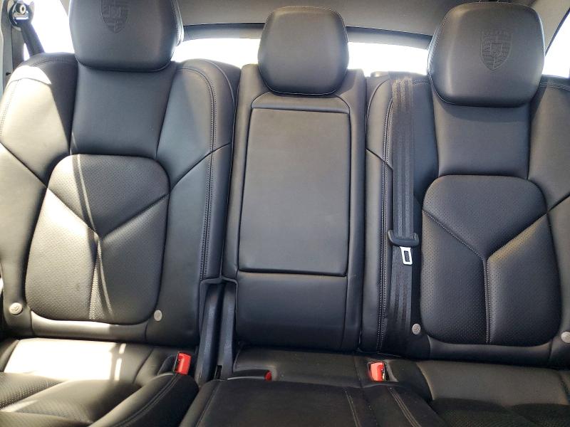 Продаж на аукціоні авто 2018 Porsche Cayenne, vin: WP1AA2A26JKA06970, номер лоту: 59145916