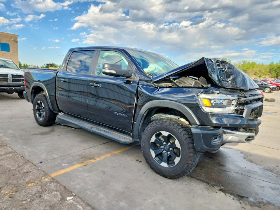 57269556 :رقم المزاد ، 1C6SRFLT7MN558645 vin ، 2021 Ram 1500 مزاد بيع