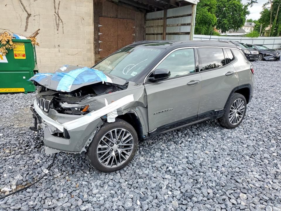 81058125 :رقم المزاد ، 3C4NJDCN2PT543140 vin ، 2023 Jeep Compass Li مزاد بيع