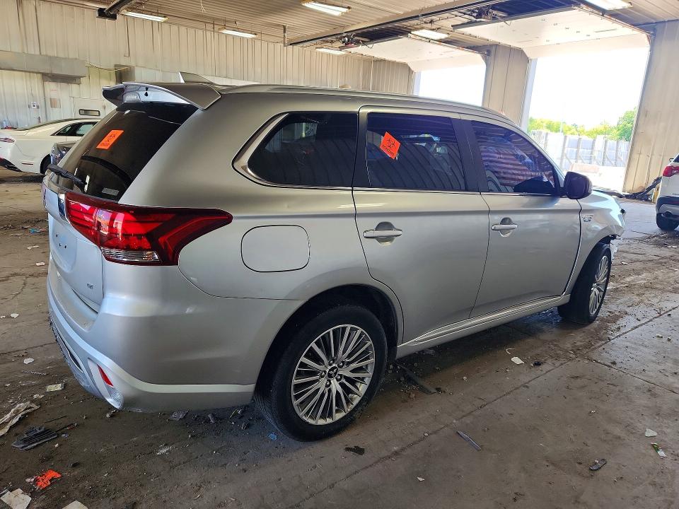 Продажа на аукционе авто 2020 Mitsubishi Outlander, vin: JA4J24A50LZ029153, номер лота: 57153636