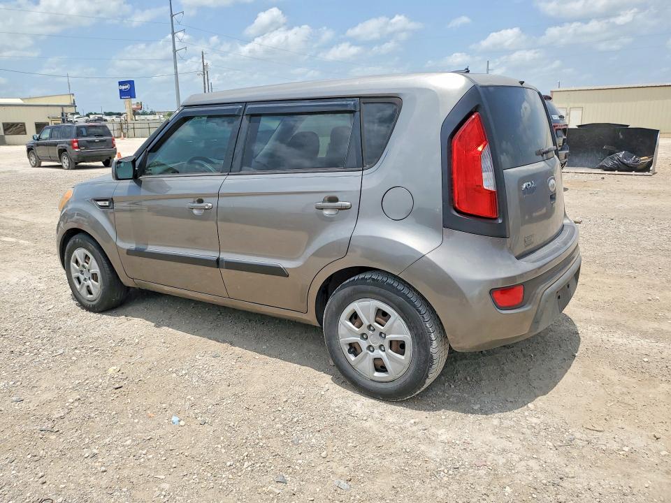 58824076 :رقم المزاد ، KNDJT2A51D7620502 vin ، 2013 Kia Soul مزاد بيع