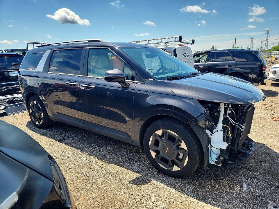 2025 Kia Carnival მანქანა იყიდება აუქციონზე, vin: KNDNC5K39S6458735, აუქციონის ნომერი: 58707876