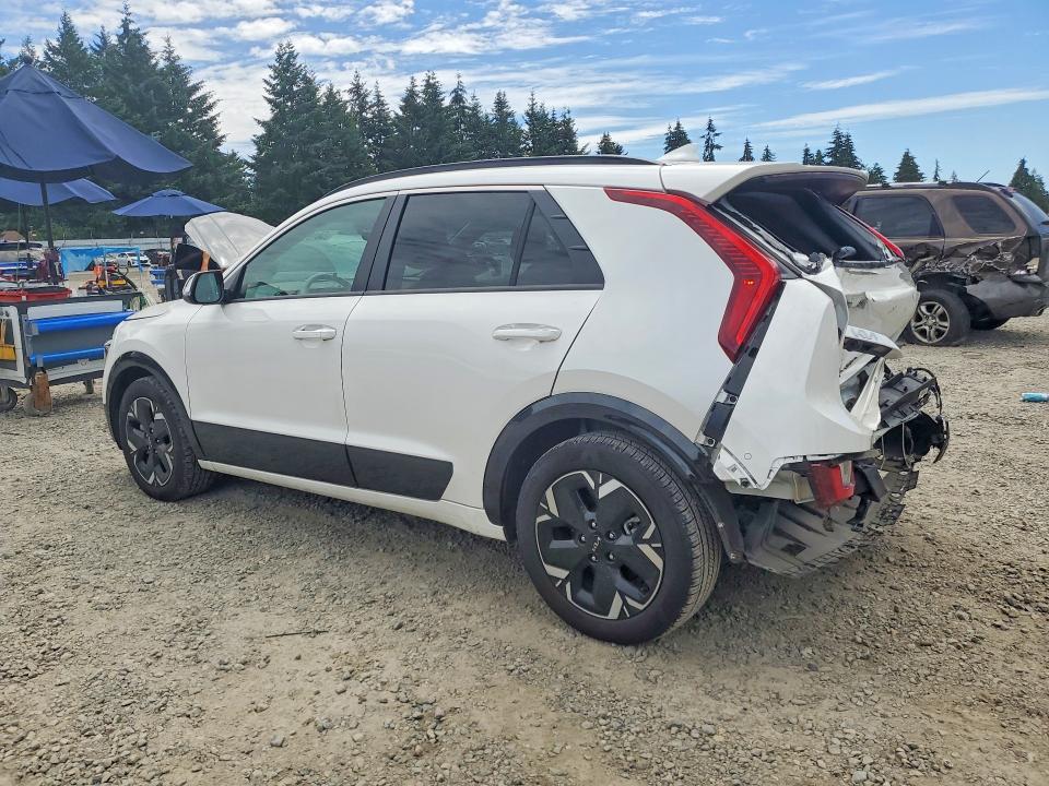 58191826 :رقم المزاد ، KNDCT3L14P5013714 vin ، 2023 Kia Niro مزاد بيع