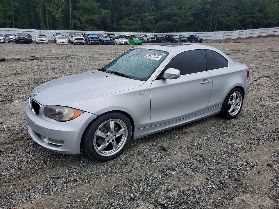 56537296 :رقم المزاد ، WBAUP9C57AVF49403 vin ، 2010 Bmw 128 مزاد بيع