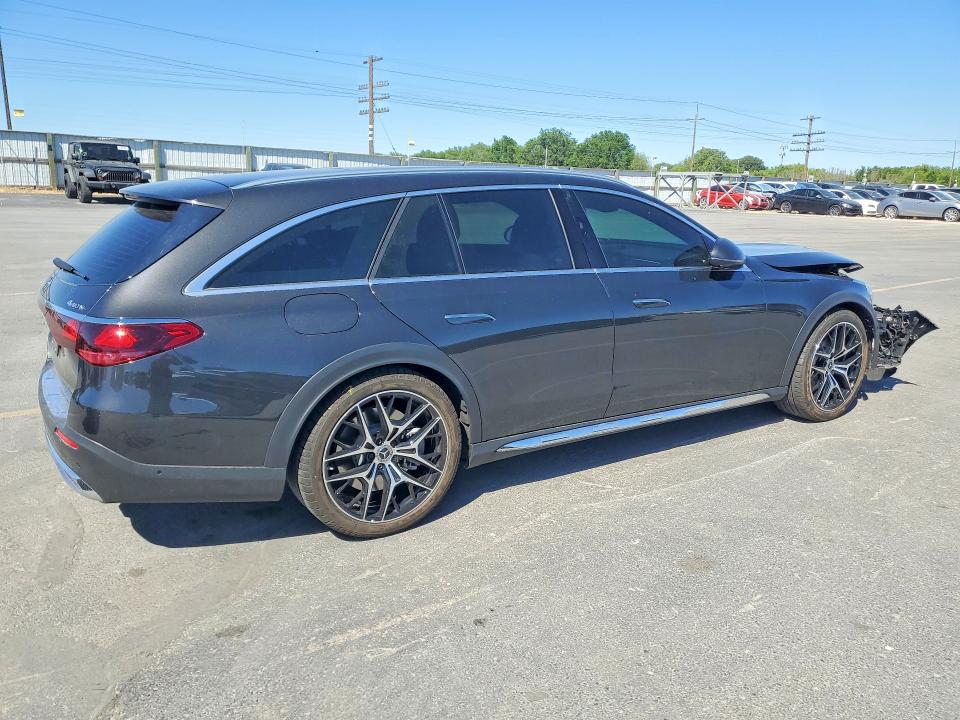 57238786 :رقم المزاد ، W1KLH6FB1RA026105 vin ، 2024 Mercedes-benz E مزاد بيع