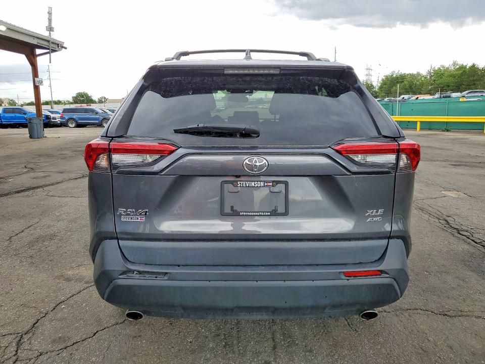 55857656 :رقم المزاد ، 2T3P1RFV0NW326452 vin ، 2022 Toyota Rav4 مزاد بيع