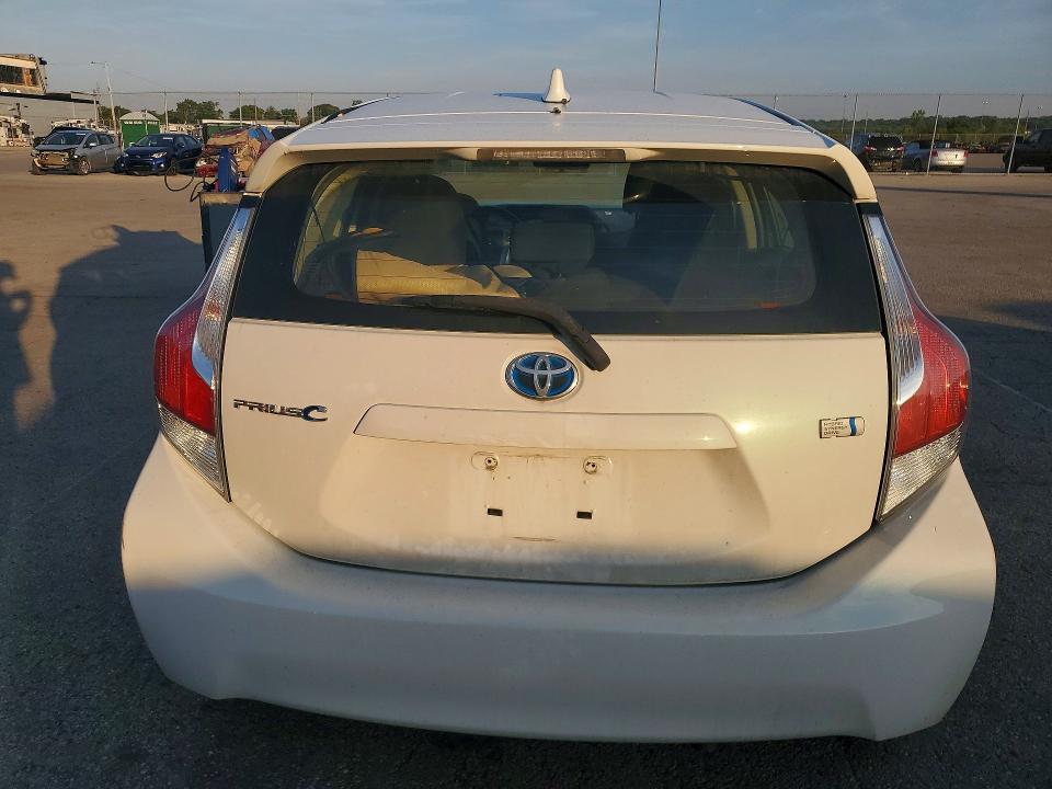 Продажа на аукционе авто 2015 Toyota Prius C, vin: JTDKDTB3XF1090010, номер лота: 56253086