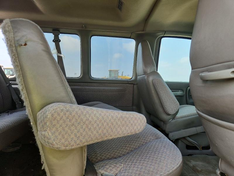 2000 Chevrolet Express G3500 მანქანა იყიდება აუქციონზე, vin: 1GAHG39R8Y1272022, აუქციონის ნომერი: 57261576