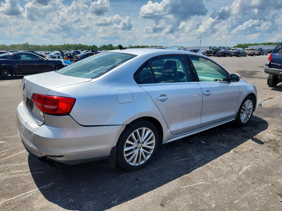 2015 Volkswagen Jetta მანქანა იყიდება აუქციონზე, vin: 3VWD17AJ1FM212052, აუქციონის ნომერი: 58946936