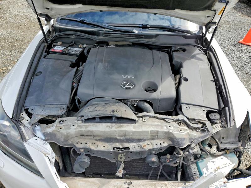 56368246 :رقم المزاد ، JTHBF5C25B5133701 vin ، 2011 Lexus Is مزاد بيع