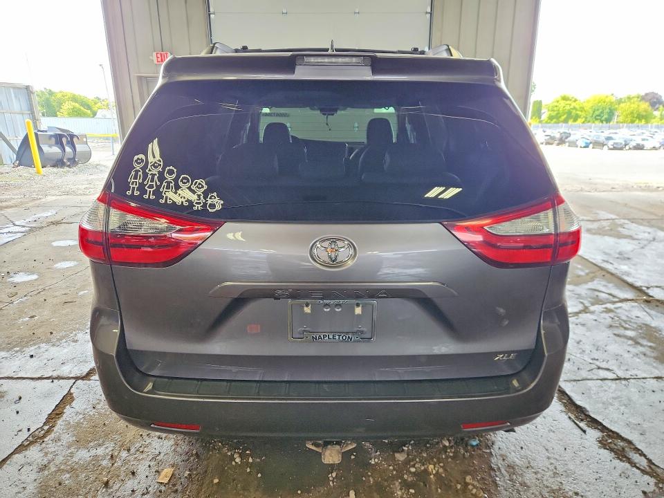 2019 Toyota Sienna მანქანა იყიდება აუქციონზე, vin: 5TDYZ3DC8KS984139, აუქციონის ნომერი: 59067366