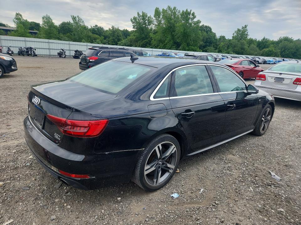 Продажа на аукционе авто 2017 Audi A4, vin: WAUFNAF47HN063264, номер лота: 58022256