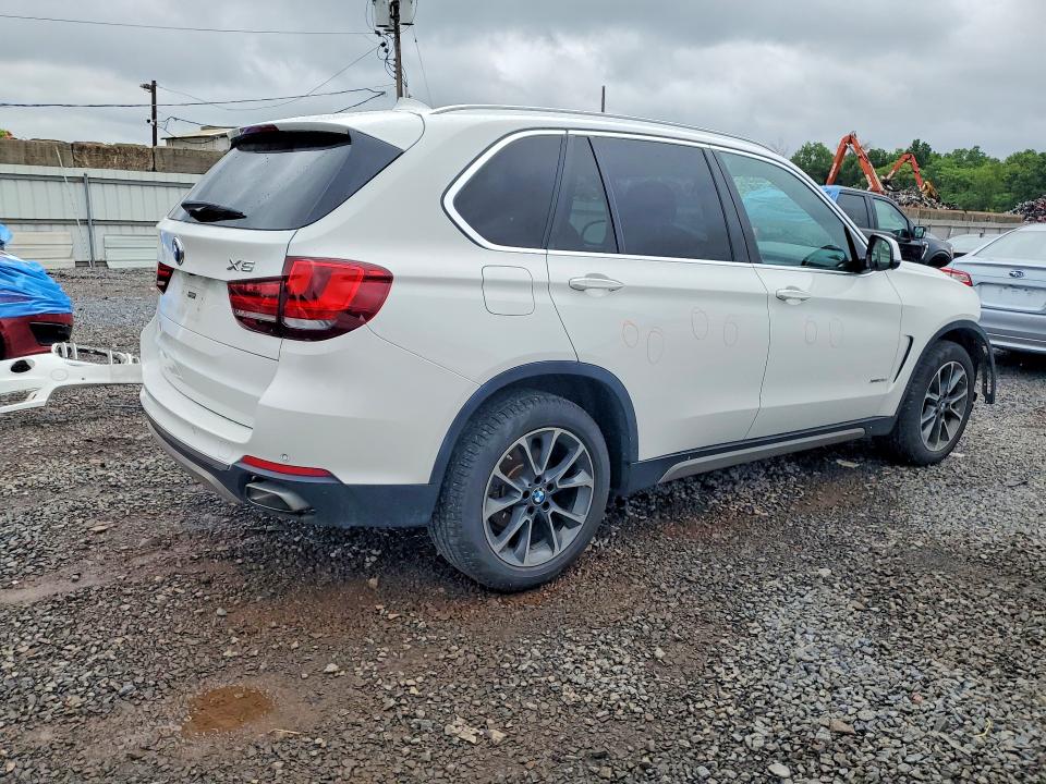 Продажа на аукционе авто 2018 Bmw X5, vin: 5UXKR0C5XJ0X90378, номер лота: 58295286