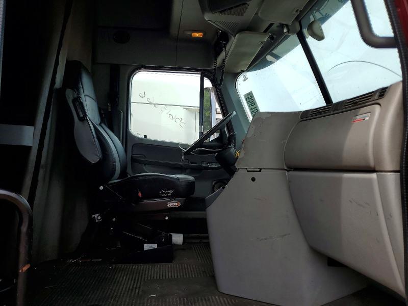 Продажа на аукционе авто 2006 Freightliner Conventional, vin: 1FUJA6CK46LV49993, номер лота: 55615666