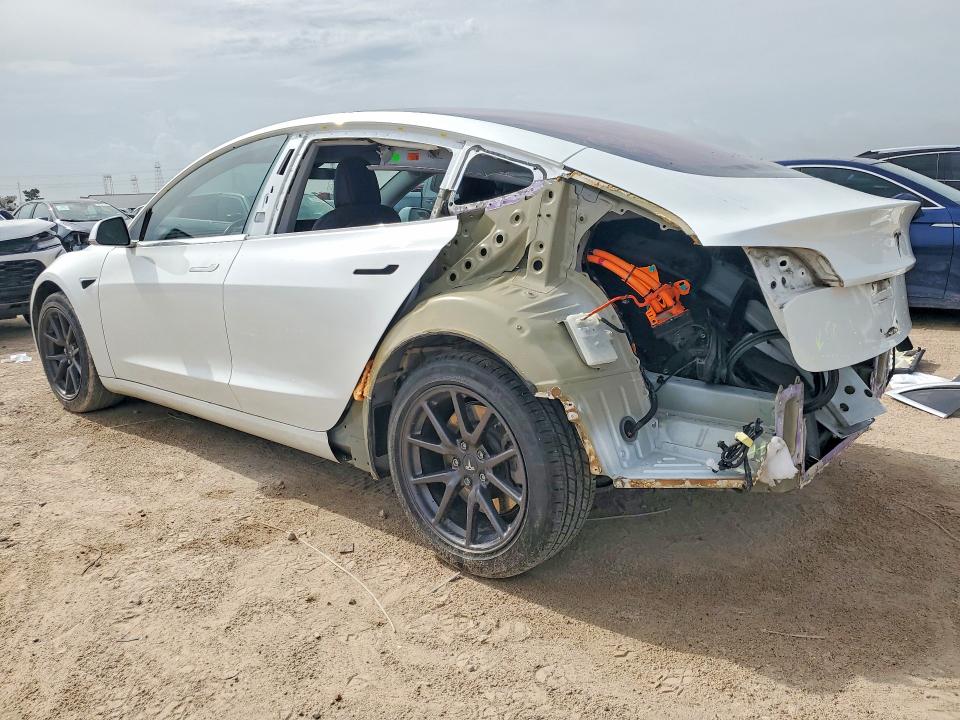 Продажа на аукционе авто 2018 Tesla Model 3, vin: 5YJ3E1EA4JF031339, номер лота: 58075976