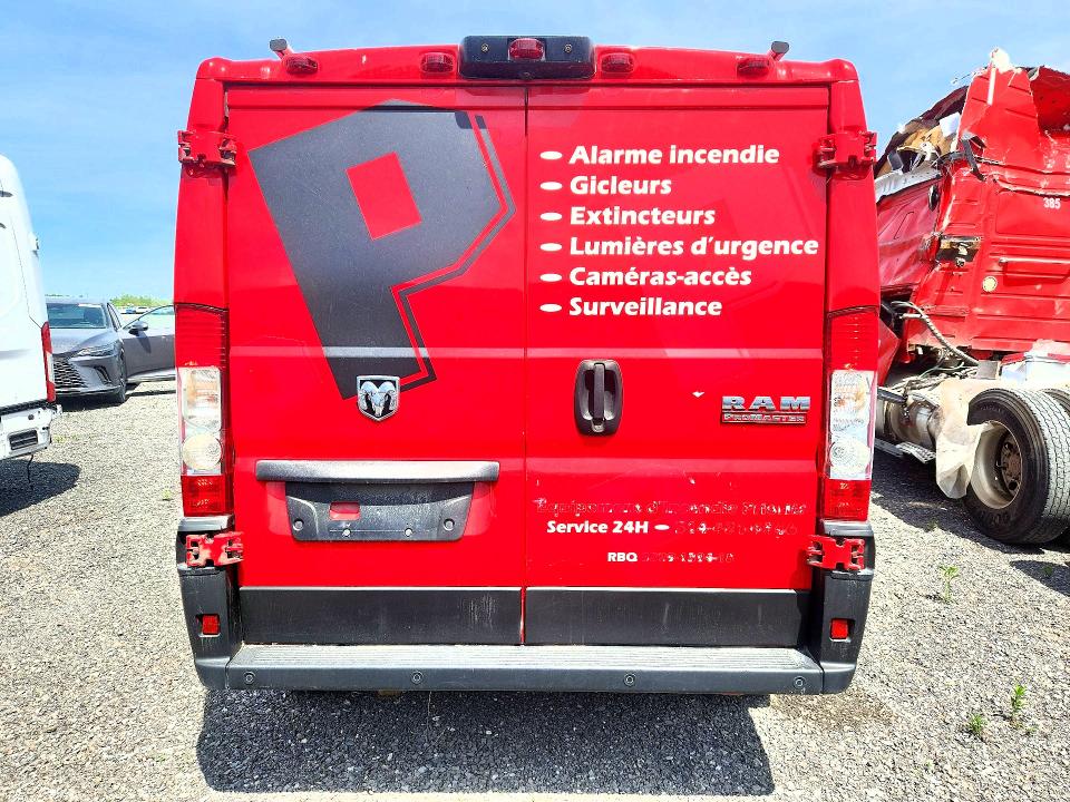 45824466 :رقم المزاد ، 3C6TRVAG1KE526277 vin ، 2019 Ram Promaster 1500 مزاد بيع