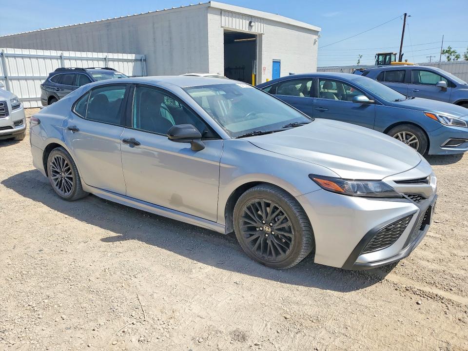 Продаж на аукціоні авто 2021 Toyota Camry, vin: 4T1G11BK2MU046357, номер лоту: 54723626