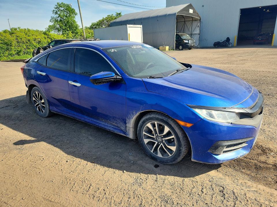 Продажа на аукционе авто 2018 Honda Civic, vin: 2HGFC2F57JH041837, номер лота: 55960586