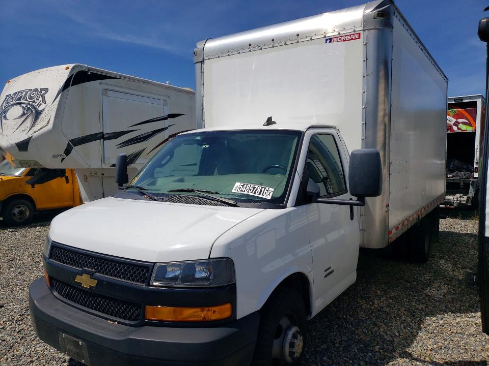 54857816 :رقم المزاد ، 1HA6GVC76MN006823 vin ، 2021 Chevrolet Express G4500 مزاد بيع