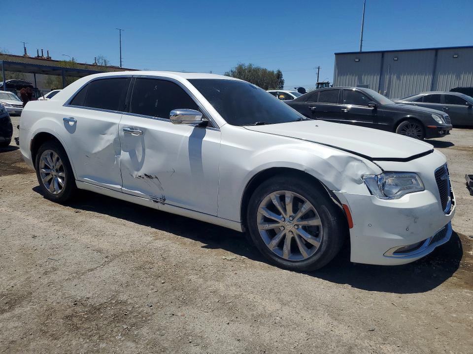 2015 Chrysler 300c მანქანა იყიდება აუქციონზე, vin: 2C3CCAKG1FH876492, აუქციონის ნომერი: 56752046