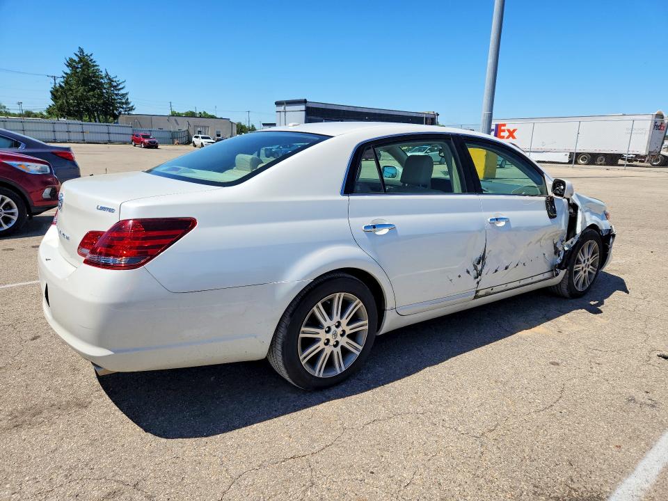 2010 Toyota Avalon მანქანა იყიდება აუქციონზე, vin: 4T1BK3DB0AU352355, აუქციონის ნომერი: 55757256