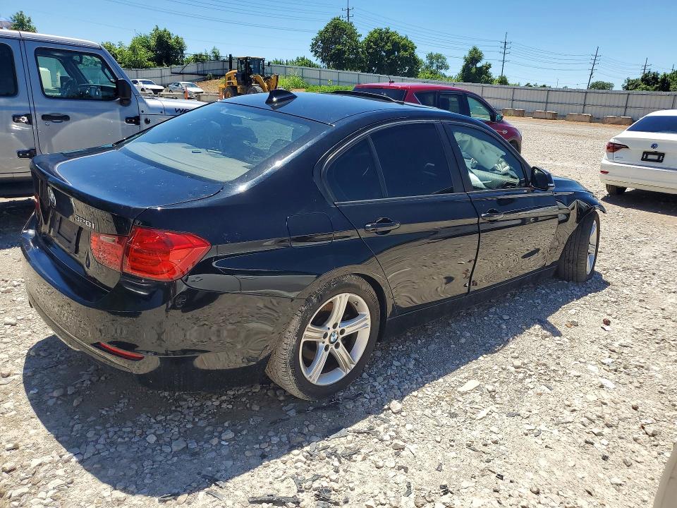 57148656 :رقم المزاد ، WBA3A5G50DNP24253 vin ، 2013 Bmw 328 مزاد بيع