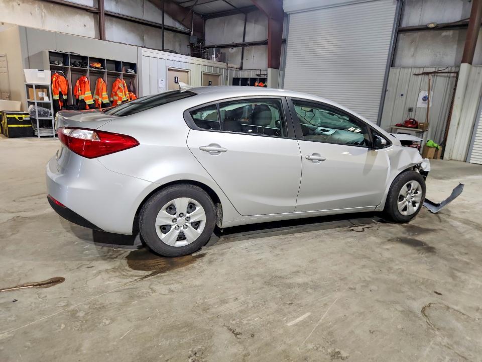57692676 :رقم المزاد ، KNAFK4A60F5436371 vin ، 2015 Kia Forte مزاد بيع
