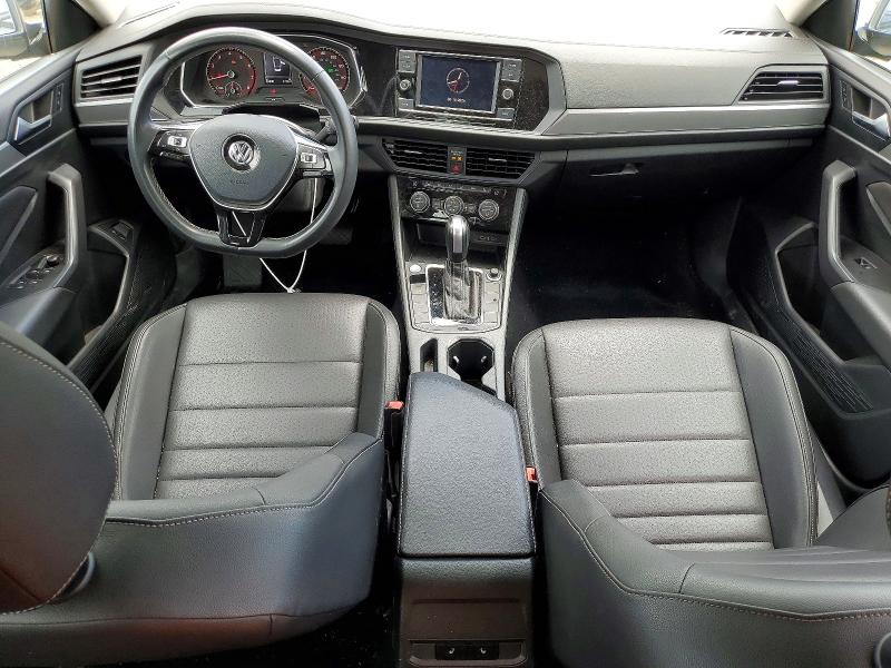 56111636 :رقم المزاد ، 3VWC57BU9MM079174 vin ، 2021 Volkswagen Jetta مزاد بيع