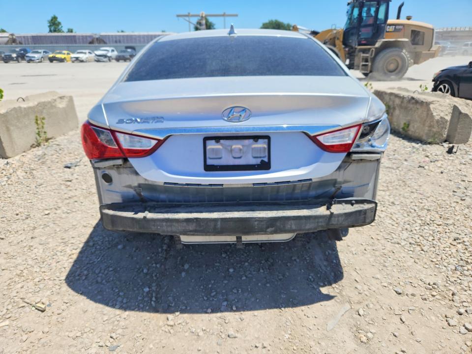 2011 Hyundai Sonata მანქანა იყიდება აუქციონზე, vin: 5NPEB4AC6BH111125, აუქციონის ნომერი: 57196986