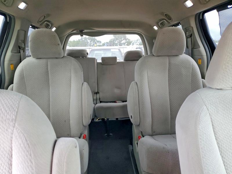 Aukcja sprzedaży 2011 Toyota Sienna, vin: 5TDJK3DC1BS002960, numer aukcji: 58935936