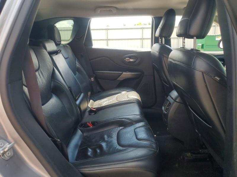 57689016 :رقم المزاد ، 1C4PJLDB2LD599957 vin ، 2020 Jeep Cherokee مزاد بيع