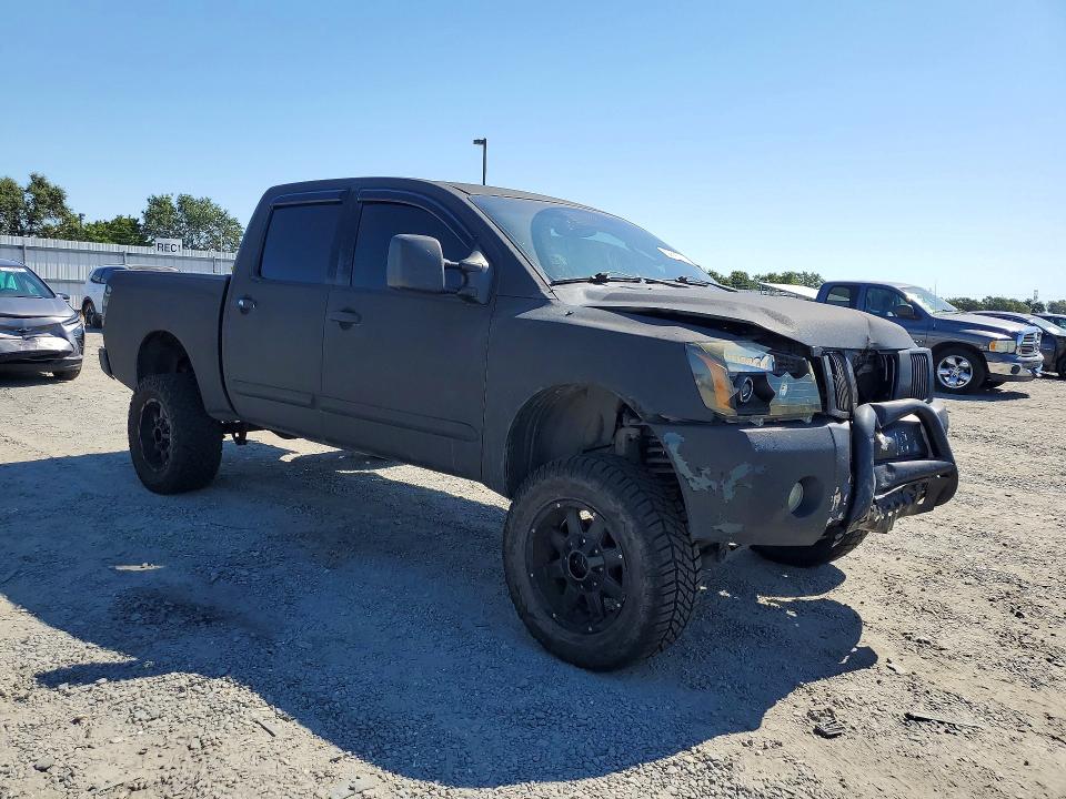 56697536 :رقم المزاد ، 1N6AA07B34N509871 vin ، 2004 Nissan Titan مزاد بيع