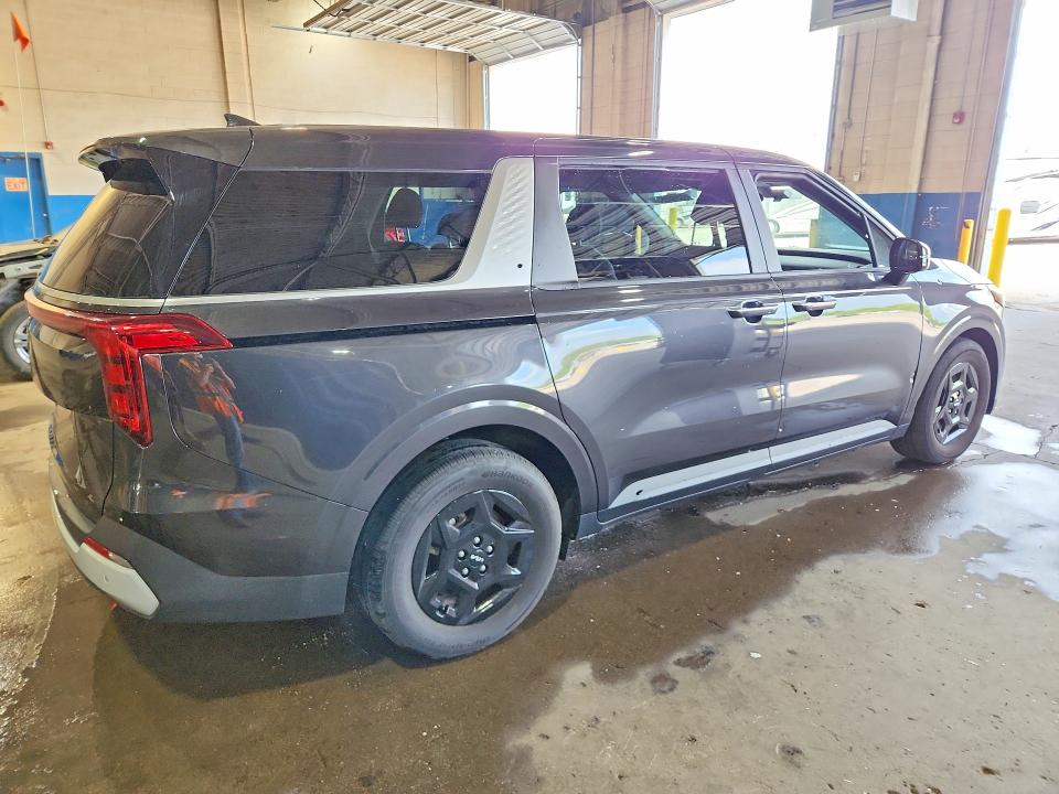 2026 Kia Carnival მანქანა იყიდება აუქციონზე, vin: KNDNB5K36T6586712, აუქციონის ნომერი: 59223736