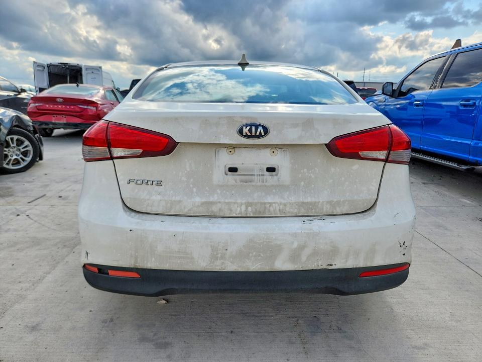 Продаж на аукціоні авто 2018 Kia Forte, vin: 3KPFK4A76JE193223, номер лоту: 57526446