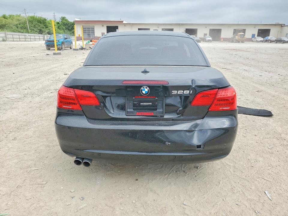 56474146 :رقم المزاد ، WBADW7C51BE726386 vin ، 2011 Bmw 328 مزاد بيع